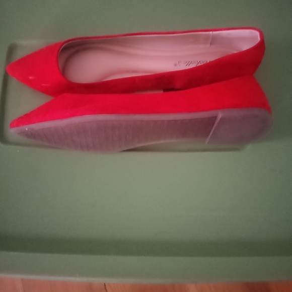 Women's faux suede flats size 8 - Picture 3 of 4